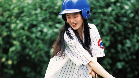 棒球女孩青春靓丽写真